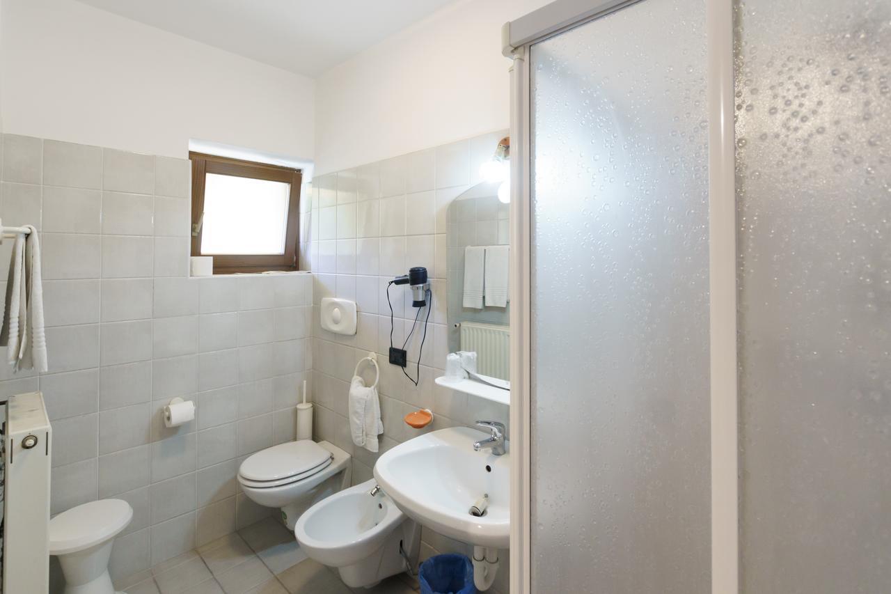 Albergo Roncone Экстерьер фото