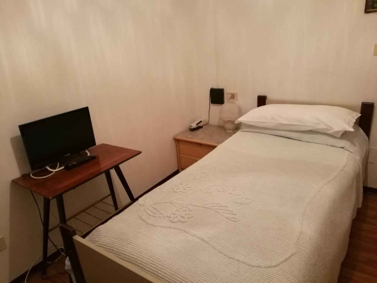 Albergo Roncone Экстерьер фото