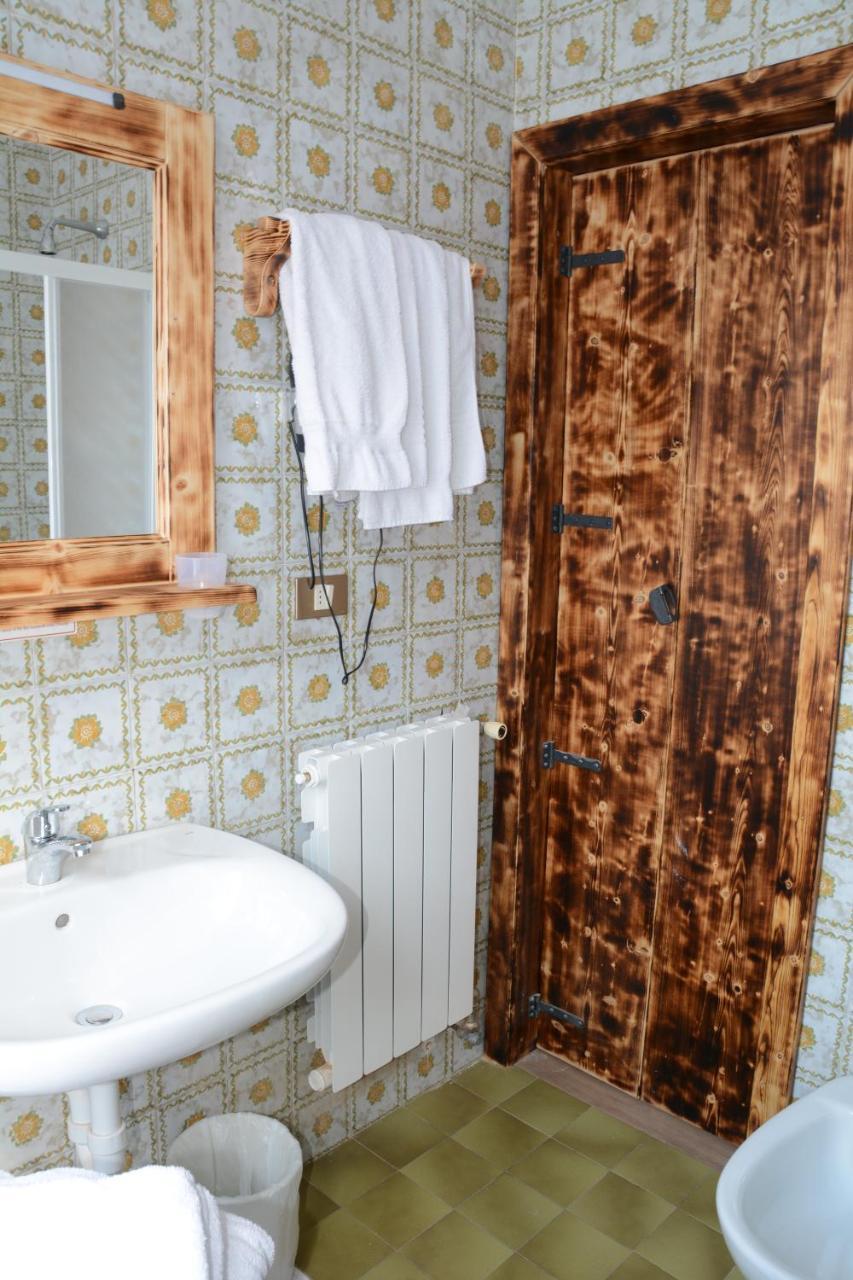 Albergo Roncone Экстерьер фото
